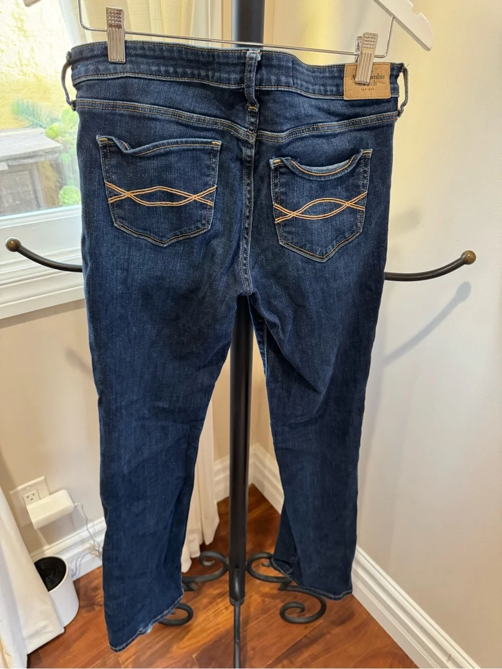 Abercrombie & Fitch Woman Dark Blue The Boot Jeans Size W29 L33 8R